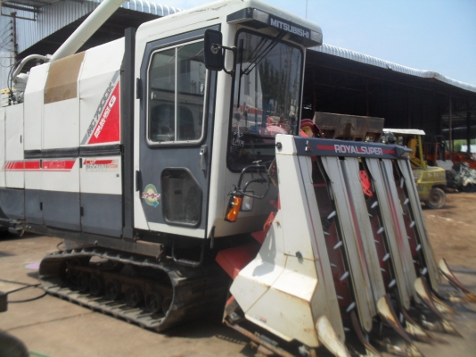 ขายรถเกี่ยวข้าว มิตซูบิซิ MC7000X มีตู้แอร์