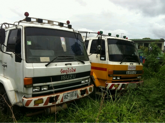 ISUZU ROCKY 195 รถบรรทุกน้ำมัน บรรจุ 15,000-16,000 ลิตร