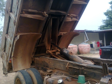 ขาย หกล้อดัมพ์  หัว jcm เครื่อง 6BD1แรงม้า พวงมาลัยพาวเวอร์ ช่วงล่างใหญ่ฟูโซ่ ทะเบียนเต็ม