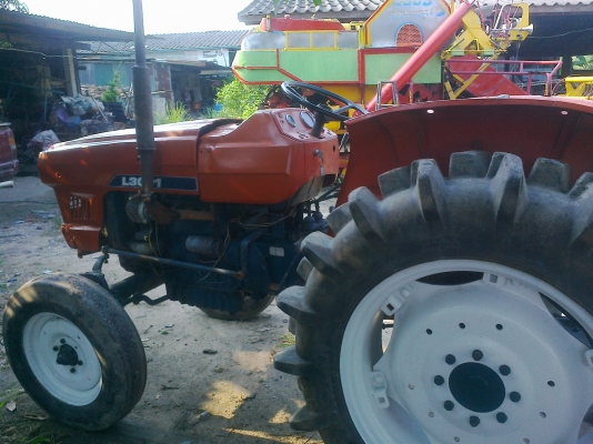 ขายรถไถ KUBOTA L3001 พร้อมใช้งาน
