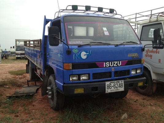 ขาย ISUZU NPR หัวกล่อง NGV เครื่อง 4BD  115 แรงประหยัดไม่จุกจิกขับดีทะเบียนพร้อมกระบะคาร์โก้ยาว 4.80 เมตร