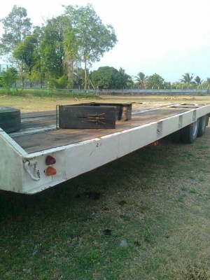 หางโลเบท ของUSA ยาว12เมตร กว้าง3เมตร2คาน ยาง80\%