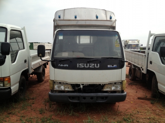 ขาย ISUZU NKR เครื่อง 4JB1  88แรงมีหลังคากระบะคาร์โก้ยาว 3.0 เมตร