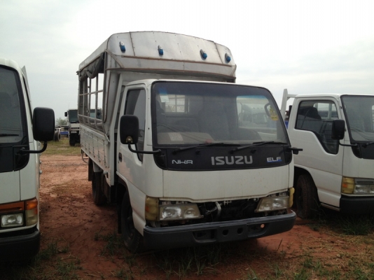 ขาย ISUZU NKR เครื่อง 4JB1  88แรงมีหลังคากระบะคาร์โก้ยาว 3.0 เมตร
