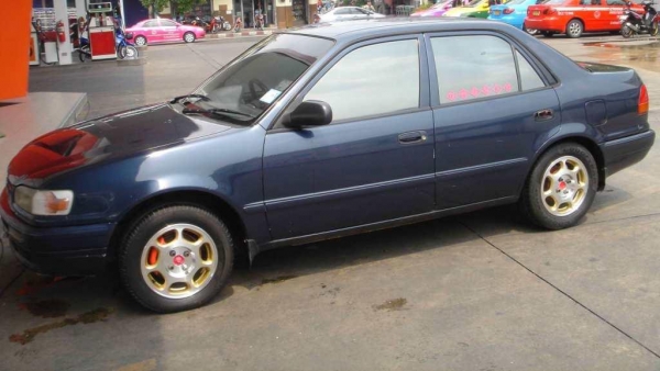 ขายรถ TOYOTA COROLLA  AE110 เครื่อง  1.5 รถเดิม เอกสารพร้อม 99,000บาท