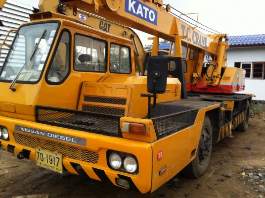 ขายเครน KATO 11 ตัน NK110H