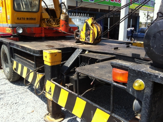 ขายเครน KATO 11 ตัน NK110H