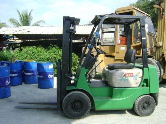 รถฟอร์คลิฟท์ 1.5 ตัน
