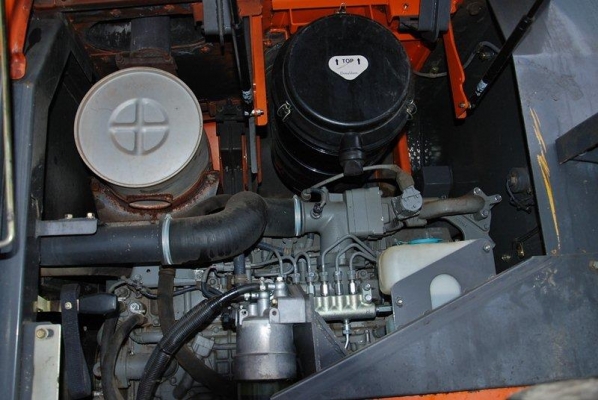 HITACHI  ZW 220  SN  00350