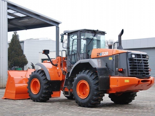 HITACHI  ZW 220  SN  00350