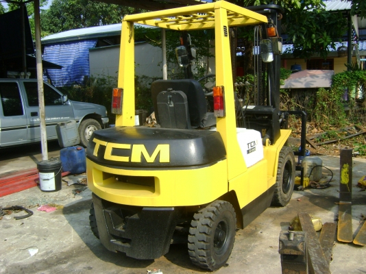 รถฟอร์คลิฟท์ 2.5 ตัน รถฟอร์คลิฟท์ 2.5 ตัน