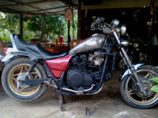 ขาย Honda Magna 750 ตามสภาพ มีหน้าเล่มถ่ายเอกสารให้ ลดเหลือ 20000