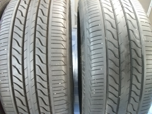 ขายยาง Michelin  215/50R17 สัปดาที่ 33 ปี 2010 ขายยกชุด 4 เส้น 3300 โทร  0875800722