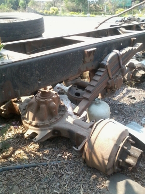 ขายคัสชีส์ไม่มีบวม MITSUBISHI TD พร้อมเพลา ล้อ เล่มทะเบียน