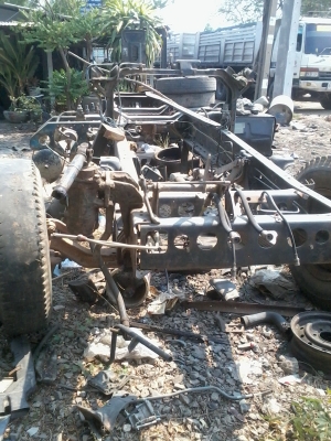 ขายคัสชีส์ไม่มีบวม MITSUBISHI TD พร้อมเพลา ล้อ เล่มทะเบียน