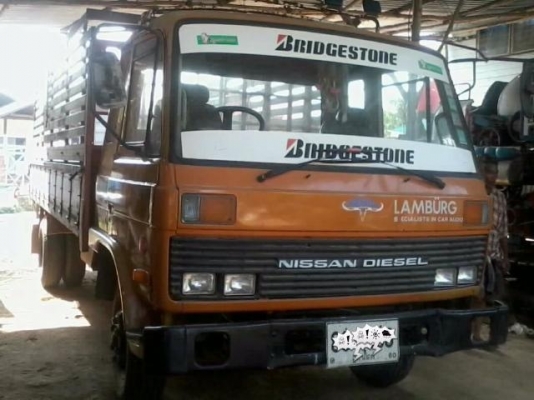 NISSAN UD 150 HP กระบะคอกเหล็กยาว 5 เมตรสภาพสวย หัวเก๋งมีแค๊ปภายในคอนโซลครบพร้อม ช่วงล่างใหญ่คัชซรไม่มีผุไม่มีบวม ยาง 8.25 ขอบ 16 สภาพดีพร้อมใช้งาน เอกสารเล่มทะเบียนครบไม่มีขาดพร้อมโอน ราคาต่อรองได้ครับ