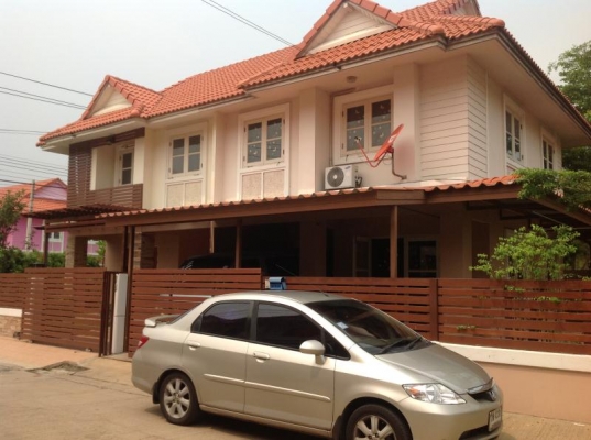 ขายบ้านแฝดสองชั้น บนเนื้อที่ 40 ตารางวา พุทธมณฑล-ศาลายาราคาถูก