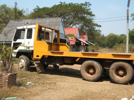 ขายด่วนรถเทลเลอร์ สิบล้อมิตซู 527 เครื่อง 6D 16 คัดซีดี หางขึ้นแมคโคร 200 ได้สบาย  ขึ้นรถเกี่ยวได้ บรรไดไฮโดรริก