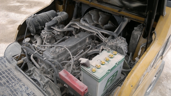 ขายด่วน รถฟอร์คลิฟต์ 2.5 CAT ใช้แก็ส100\% 320000