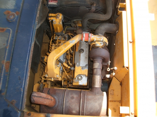 ขายด่วน รถแมคโคร 100-5  สภาพเก่านอก ยังไม่เคยใช้งานในเมืองไทย ใบอินวอยซ์พร้อม