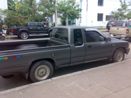 ด่วนๆๆครับ รถกระบะโตโยต้าเครื่อง1800 ไมตี้เอ็กซ์ 2ประตูราคาคุยกันได้สนใจโทรเลยครับ