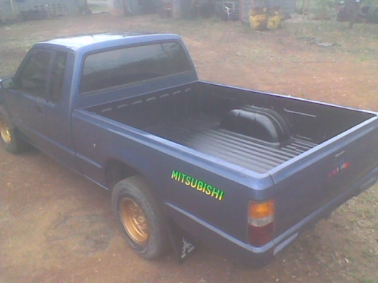 ขายกระบะมิตซูแอโร่บอดี้ 2.5 แรง เพาเวอร์ แอร์ ซีดี สวยมาก ไม่ผุ เครื่องแน่นแรงดี