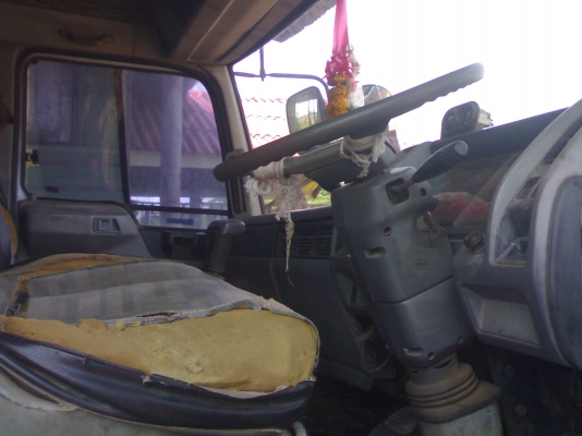 ขาย 6ล้อดั๊ม HINO หัวสมอ165แรง ยาง900 . 20 เบรคทิฟฟี่ เจ้าของอยากขายลดราคาแล้วคับ