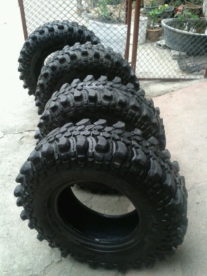 ขาย ยางลุยโหดๆ ตะขาบSilverstone 35x10.5R16