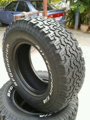 ขาย BF All 265/70R16ปี10