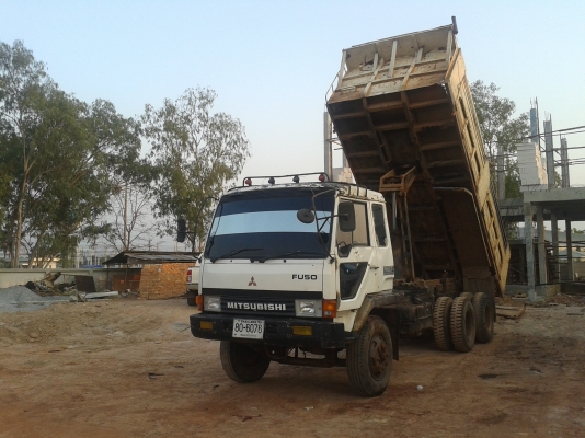 ขาย MITSUBISHI FUSO 527  195 แรงม้า เครื่อง 6D 16 จัดได้ 600000 บาท