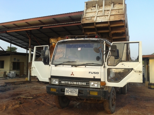 ขาย MITSUBISHI FUSO 527  195 แรงม้า เครื่อง 6D 16 จัดได้ 600000 บาท