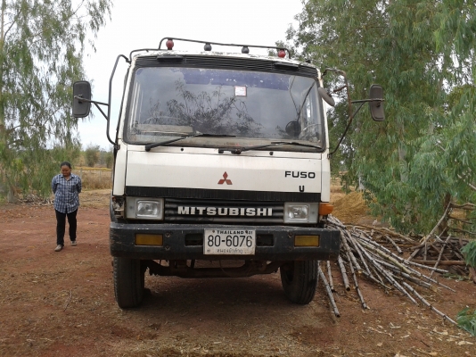 ขาย MITSUBISHI FUSO 527  195 แรงม้า เครื่อง 6D 16 จัดได้ 600000 บาท