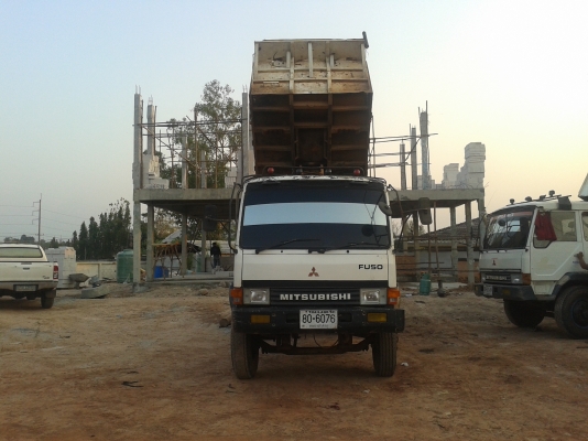 ขาย MITSUBISHI FUSO 527  195 แรงม้า เครื่อง 6D 16 จัดได้ 600000 บาท