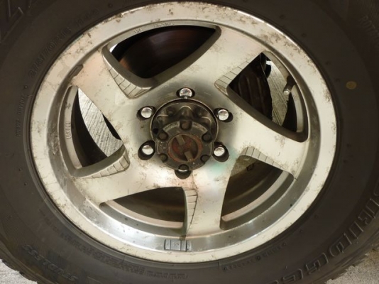 ล้อแม็กขอบ 16 พร้อมยาง ล้อแม็กขอบ 16 พร้อมยาง