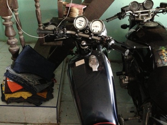 แม็กสิงห์บุรี//SR400 ปี95 แต่งคาเฟ่ สวยๆๆ ราคาถูกๆๆ 59000 ด่วนๆๆ