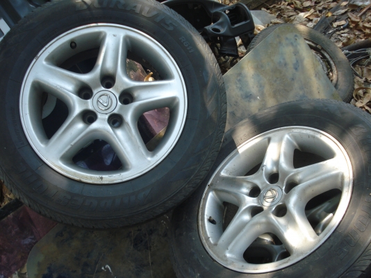 ขายล้อเล็กซัส 16*6ครึ่ง ขายล้อเล็กซัส 16*6ครึ่ง