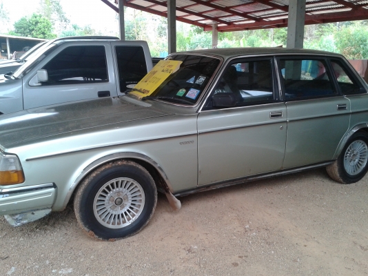 VOLVO244 AUTO เพาเวอร์ ไฟฟ้า เครื่อง J กินแก้ส ถังใหญ่ ภายในสวย VOLVO244 AUTO เพาเวอร์ ไฟฟ้า เครื่อง J กินแก้ส ถังใหญ่ ภายในสวย