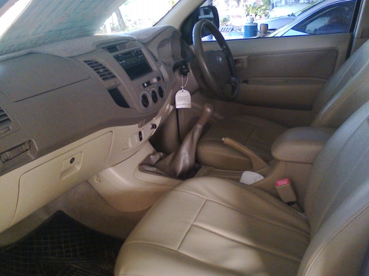 VIGO 3.0E เพาเวอร์ ไฟฟ้า เซ็นทรัลลอค หุ้มเบาะหนังครับ