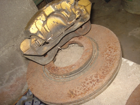 ขายปั๊ม+จานเบรกมังกร