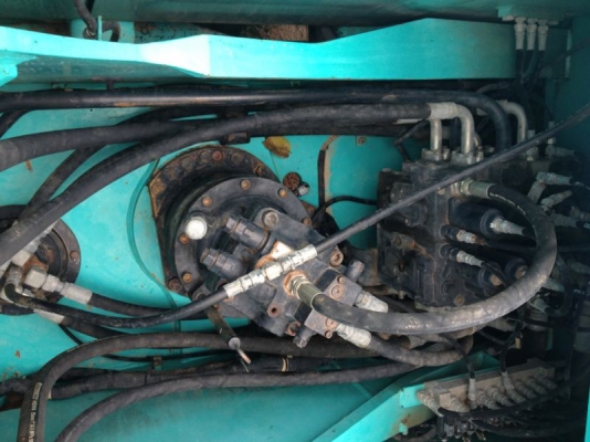 รถแบคโฮ KOBELCO  YN - 12  รถทำงาน 9000 กว่า ซม.  สนใจติดต่อ 081 - 6079515