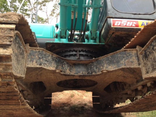 รถแบคโฮ KOBELCO  YN - 12  รถทำงาน 9000 กว่า ซม.  สนใจติดต่อ 081 - 6079515