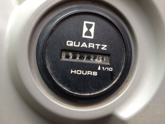 รถแบคโฮ KOBELCO  YN - 12  รถทำงาน 9000 กว่า ซม.  สนใจติดต่อ 081 - 6079515