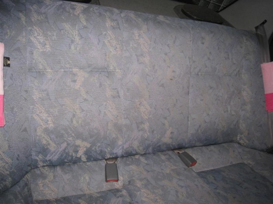 ขาย MITSUBISHI LANCER โฉมท้ายเบนซ์ 1.8 MT ปี2000 ( รถบ้าน )