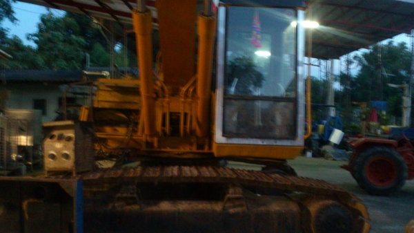 ขายรถแบคโอ PC-200 รุ่น3