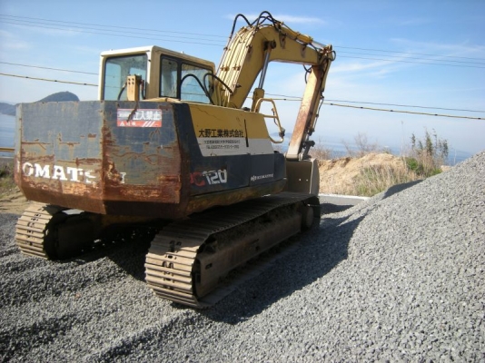 รถขุด Komatsu PC120-5 มีลายหัวเจาะ สต็อกจากญี่ปุ่น สนใจโทร. 080-6565422 (หนิง)