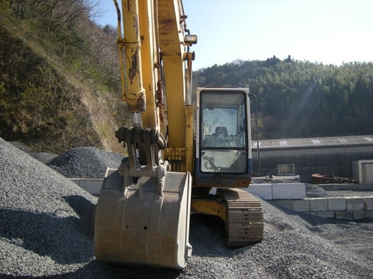 รถขุด Komatsu PC120-5 มีลายหัวเจาะ สต็อกจากญี่ปุ่น สนใจโทร. 080-6565422 (หนิง)