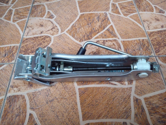 แม่แรง VOLKSWAGEN แบบมิเนียม แม่แรง VOLKSWAGEN แบบมิเนียม