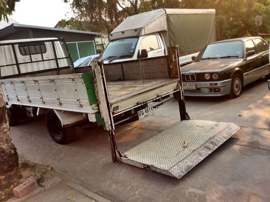 CANTER ปี 2011 ลิฟยกของหลัง 1JZ GE LPG