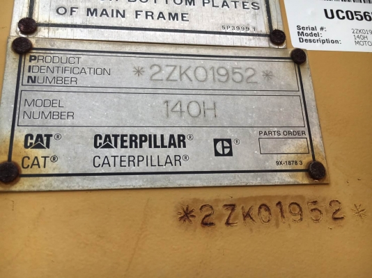 รถเกรด Caterpillar 140H ชั่วโมงน้อย สต็อกจากอเมริกา สนใจโทร. 080-6565422 (หนิง)
