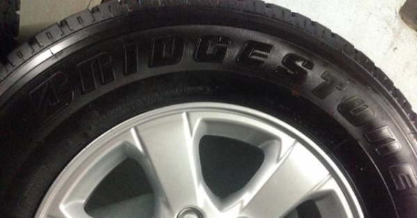 แม็กยางป้ายแดงปี16 อีซูซุ 1.9บลูพาวเวอร์ ยาง 245-70-16